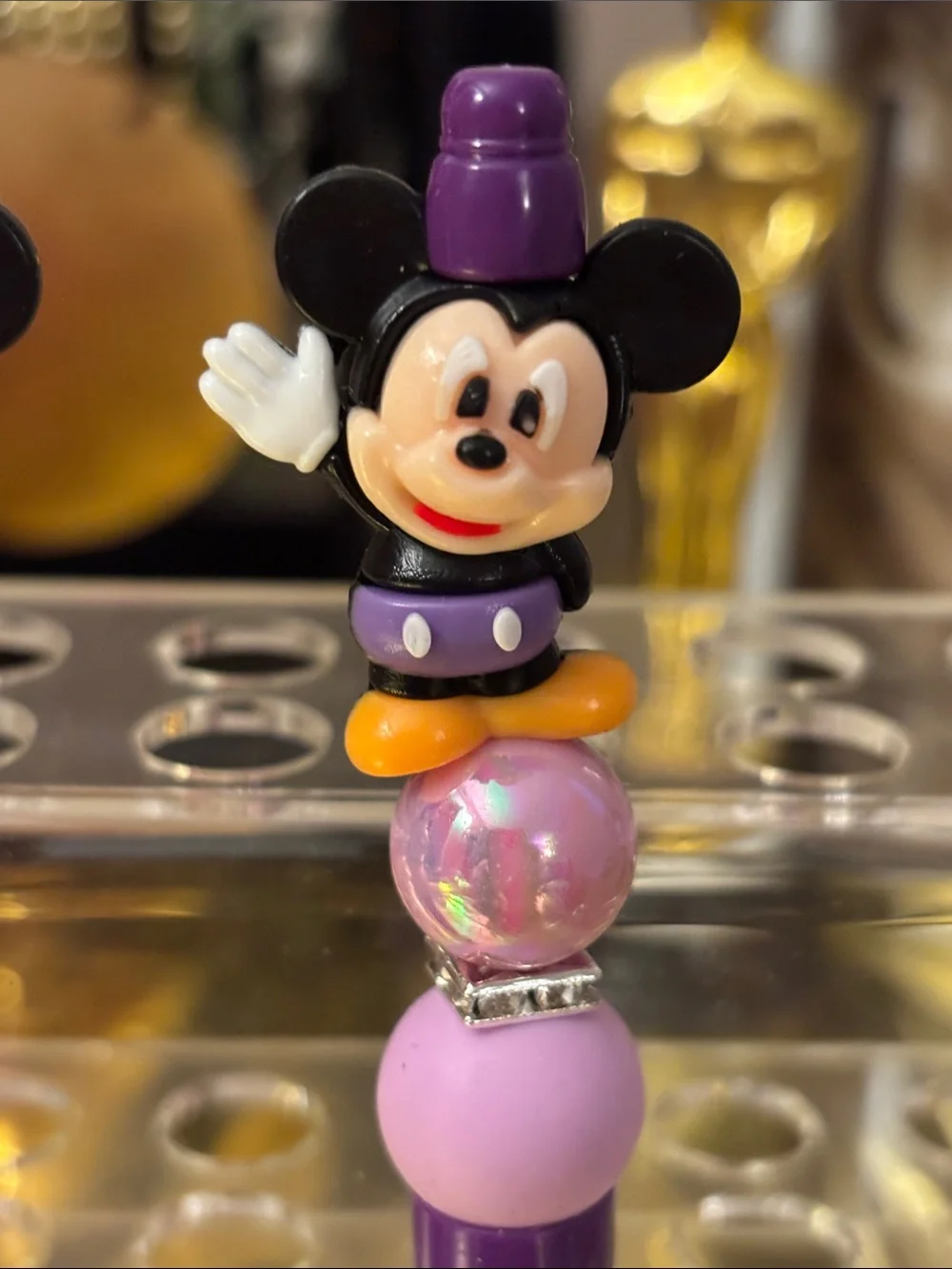 Mickey Mouse Pen (1)